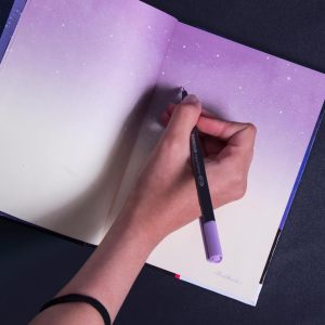 ⁦GALAXY NOTEBOOKS PURPLE - SMALL SIZE⁩ - الصورة ⁦3⁩