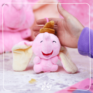 ⁦Keychain 81 – Falafelo - Pink⁩ - الصورة ⁦1⁩