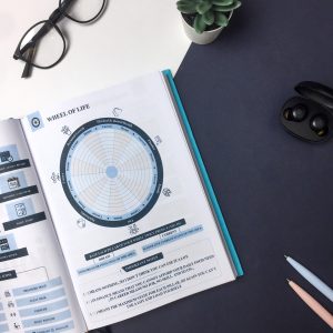 ⁦Super Hero Employee – Blue Black⁩ - الصورة ⁦4⁩
