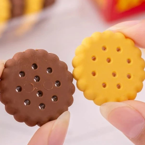 ⁦1Pack Of 3D Random Eraser Biscuit⁩ - الصورة ⁦5⁩