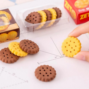 ⁦1Pack Of 3D Random Eraser Biscuit⁩ - الصورة ⁦6⁩