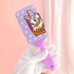 ⁦1Pc Random - 3D Acrylic Hairbrush - Characters Disney⁩ - الصورة ⁦4⁩