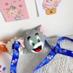 ⁦2Pc Silicone Cross Bag – Tom & Jerry⁩ - الصورة ⁦2⁩