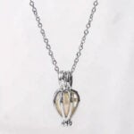 ⁦Exclusive Pearl Necklace Jewelry With Rose Gift Box - Heart Red Edition⁩ - الصورة ⁦7⁩