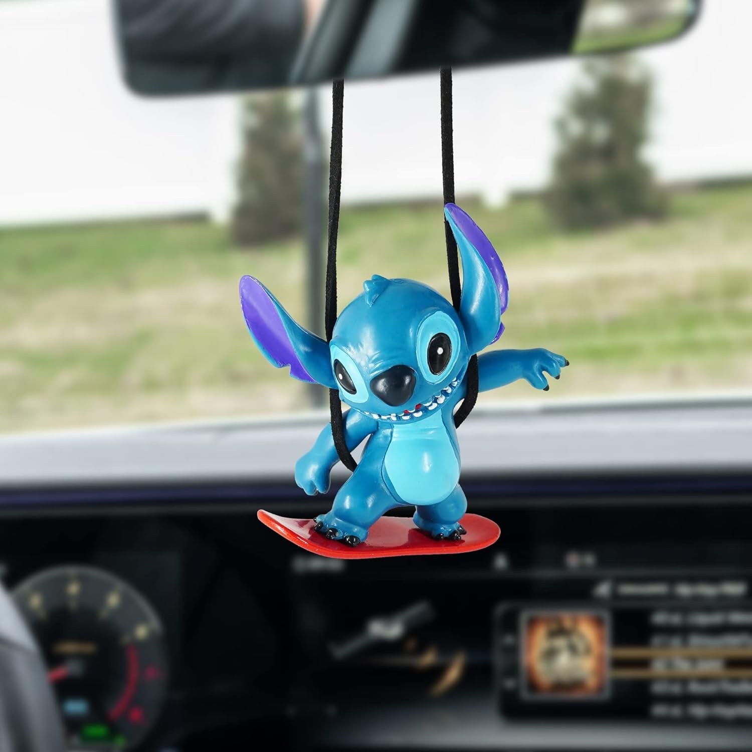 458504 Swinging Stitch Car Hanging Ornament Charm - الصورة 1
