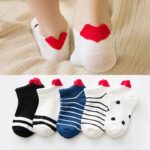⁦1Pairs Foot Socks Random - For Kids - Heart⁩ - الصورة ⁦2⁩