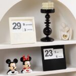 ⁦Modern Simple Acrylic Calendar- Off White⁩ - الصورة ⁦6⁩