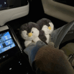 ⁦Fuzzy Plush Slipper - Penguin (Size/37-42)⁩ - الصورة ⁦4⁩