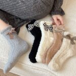 ⁦1Pairs Velvet Socks Winter Cozy Fleece - Cute Bow⁩ - الصورة ⁦2⁩