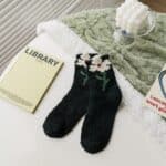 ⁦1Pairs Velvet Socks Winter Cozy Fleece - Flower⁩ - الصورة ⁦3⁩