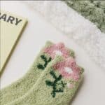 ⁦1Pairs Velvet Socks Winter Cozy Fleece - Flower⁩ - الصورة ⁦10⁩