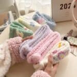 ⁦1Pairs Velvet Socks Winter Cozy Fleece - Butterfly⁩ - الصورة ⁦4⁩