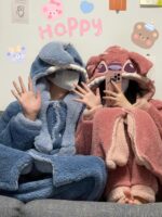 ⁦Fleece Robe Hooded Blanket Winter Pajamas - Stitch Pink (Size/55-80kg)⁩ - الصورة ⁦8⁩