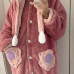 ⁦Fleece Robe Hooded Blanket Winter Pajamas - Stitch Pink (Size/55-80kg)⁩ - الصورة ⁦5⁩