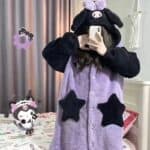 ⁦Fleece Robe Hooded Blanket Winter Pajamas - Kuromi (Size/55-80kg)⁩ - الصورة ⁦5⁩