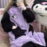 ⁦Fleece Robe Hooded Blanket Winter Pajamas - Kuromi (Size/55-80kg)⁩ - الصورة ⁦6⁩
