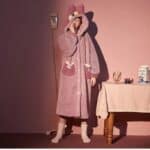 ⁦Fleece Robe Hooded Blanket Winter Pajamas - Daisy Duck (Size/55-80kg)⁩ - الصورة ⁦8⁩