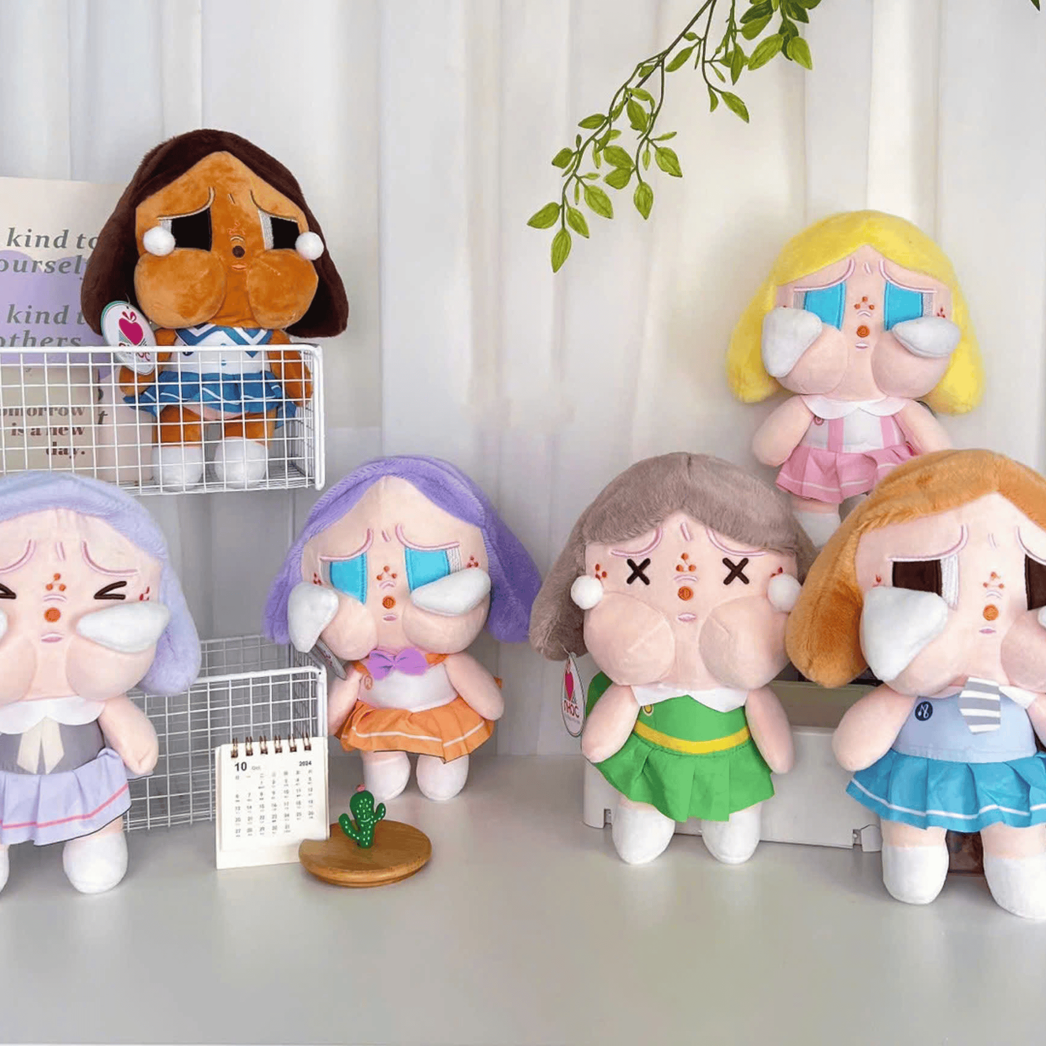 30 1Pc Random - Crybaby Plush Toy - 25cm - الصورة 1