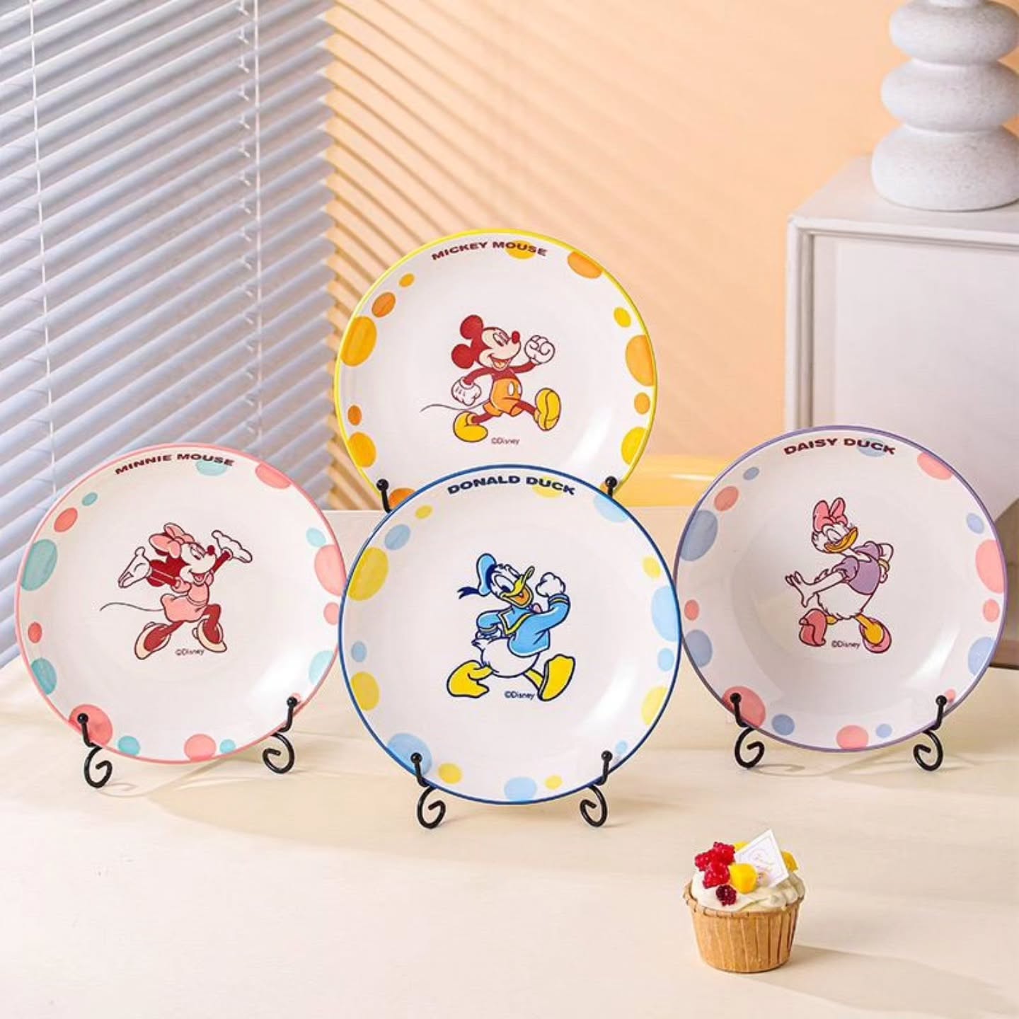 671278580_18521784991078314_1263982510217907762_n Ceramic Flat Dish – Disney Orignal - الصورة 1