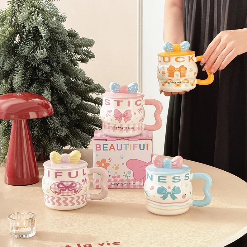 214 1Pc Random - 3D Pastel Ceramic Mug With Bow Lid - 400ml - الصورة 1