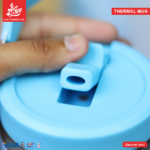 ⁦Thermal Mug 900ml with Lid and Handle - Powerpuff Blue⁩ - الصورة ⁦3⁩
