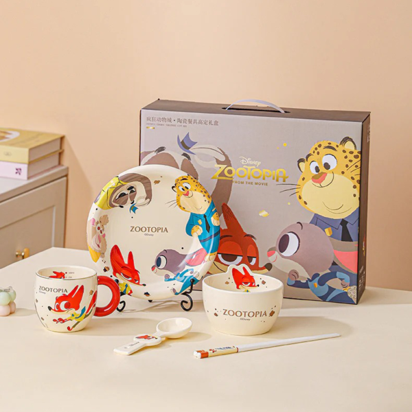 Luxurious Set Of 5pcs Disney Orignal - Ceramic Dinnerware with Portable Gift Box - Zootopia Nick