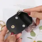 ⁦1Pc Random - Leather Wallet Keychain - Unique Mini Bag - MK⁩ - الصورة ⁦3⁩