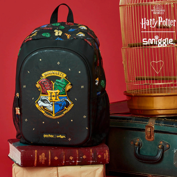 Smiggle Classic Backpack  17 Inches - Harry Potter