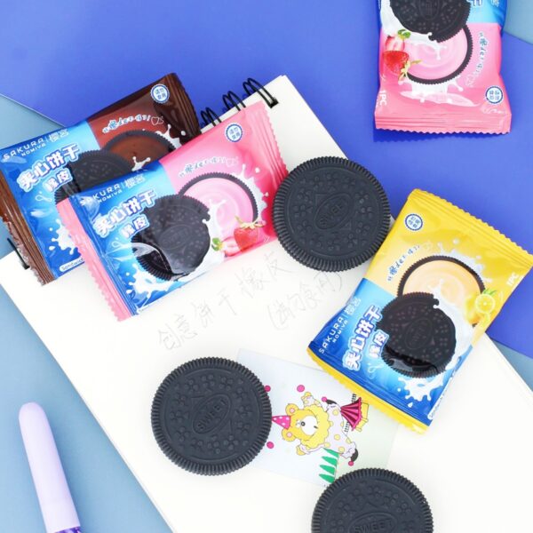 1Pack Random Eraser - Oreo Chocolate