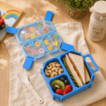 ⁦Lunch Box 3-Grid with Folding Spoon - 980ML - Letters⁩ - الصورة ⁦2⁩