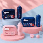 ⁦Blue Lunch Box Set - 1L Box & 500ML Bottle - with Folding Spoon⁩ - الصورة ⁦4⁩